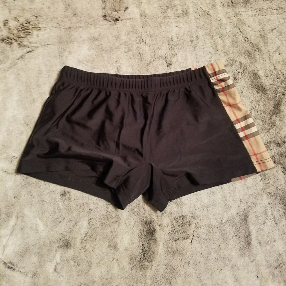 Burberry Spandex shorts